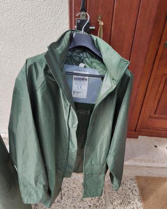 Completo giacca e pantaloni impermeabile da caccia