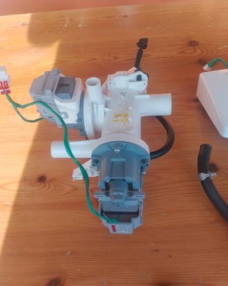 Ricambi lavatrice Samsung WF70F5210XW