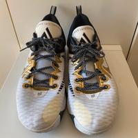 Nike Giannis Immortality Black Gold White N. 50.5