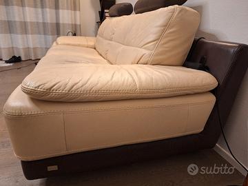 Divano in pelle 3 posti più pouf