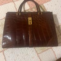 Borsa in coccodrillo