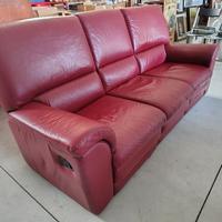 Divano 3 posti vera pelle usato