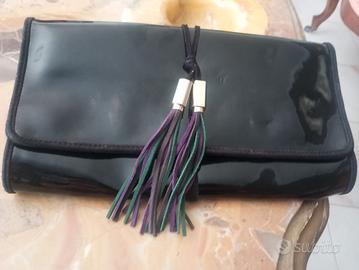 borsa pochette nera di Versace jeans