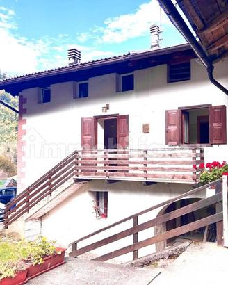 Casa a Cainari nella Valle del Vanoi in Trentino