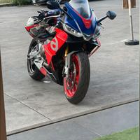 Aprilia RS 660 Lava Red