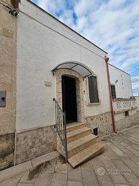 Casa indipendente Monacizzo con vigneto e uliveto