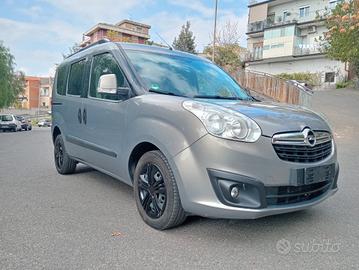 Fiat Doblo Opel Combo 7 posti