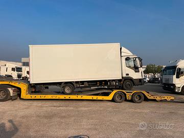 Autocarro Iveco Eurocargo 75
