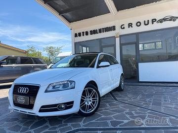 Audi A3 SPB 1.6 TDI 105CV Attraction Tetto Apribil