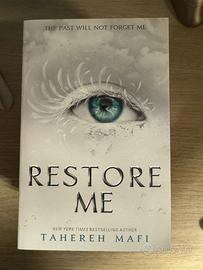 5 Libri  della serie shatter me in inglese nuovi