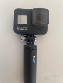 Go pro hero 8 con molti acessori