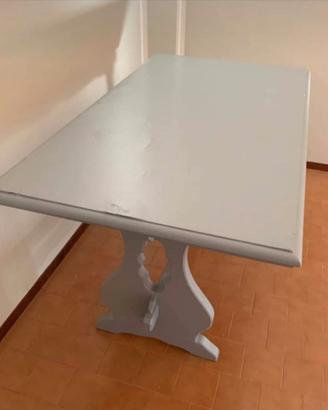 Tavolo in legno arte povera