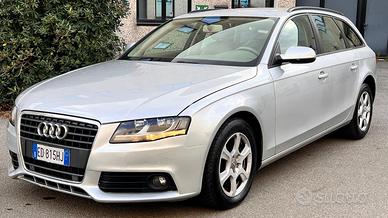 Audi A4 Avant 2.0 TDI 143CV cambio automatico Unic