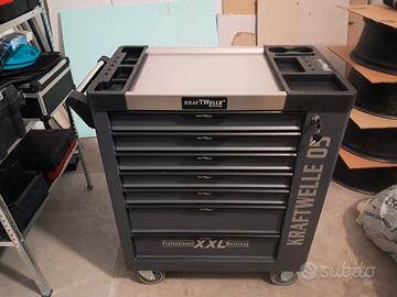 Carrello portautensili/portattrezzi completo. 