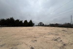 Immobile di 1000 m² con 1 locale a Nuvolera