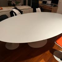 Tavolo riproduzione modello knoll tulip