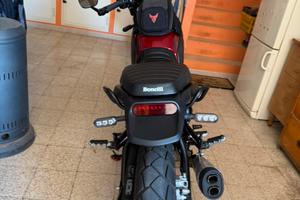 Benelli leoncino 500 trail