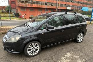 Opel Zafira II anno 2007 1.9 cdti Cosmo 120cv