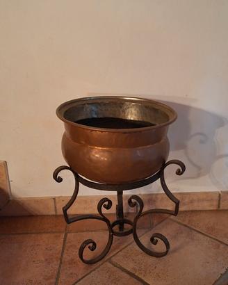 vaso rame e ferro battuto