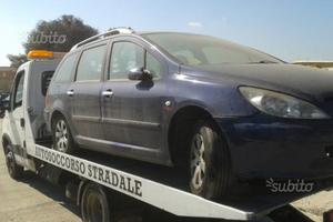 Peugeot 307 sw e berlina 2.0 RICAMBI 02