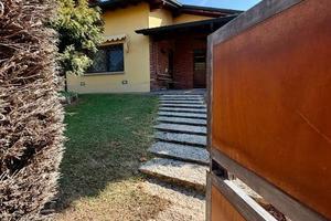 Villetta a schiera di 279 m² con 4 locali e box au