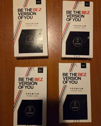 Vari oggetti per chi è interessato/a