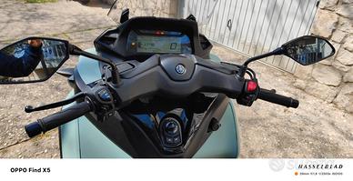 Yamaha Tricity 300 - 2024 (basta la patente B)
