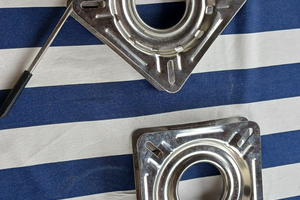 Cerniere nautiche girevoli con fermo nautica