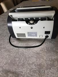 Apparecchio conta e verifica banconote