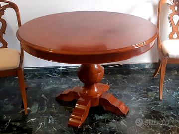 Divano letto, Tavolo rotondo, Specchio, Cassetto