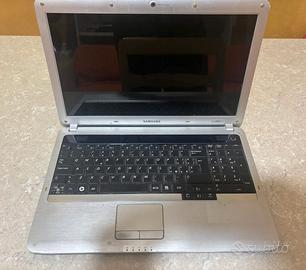 Notebook Samsung R530