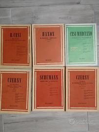 Libri musica/solfeggio per studiare il pianoforte.