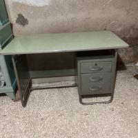 Scrivania anni 70