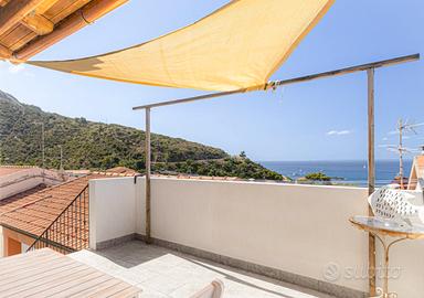 Bilocale vista mare elba