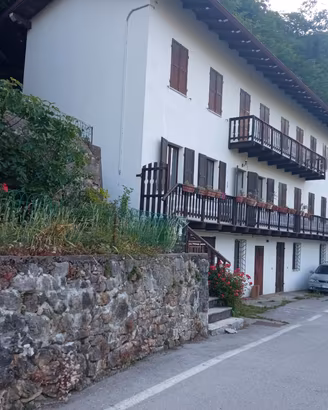 Grande maso singolo a 13 km da Rovereto.