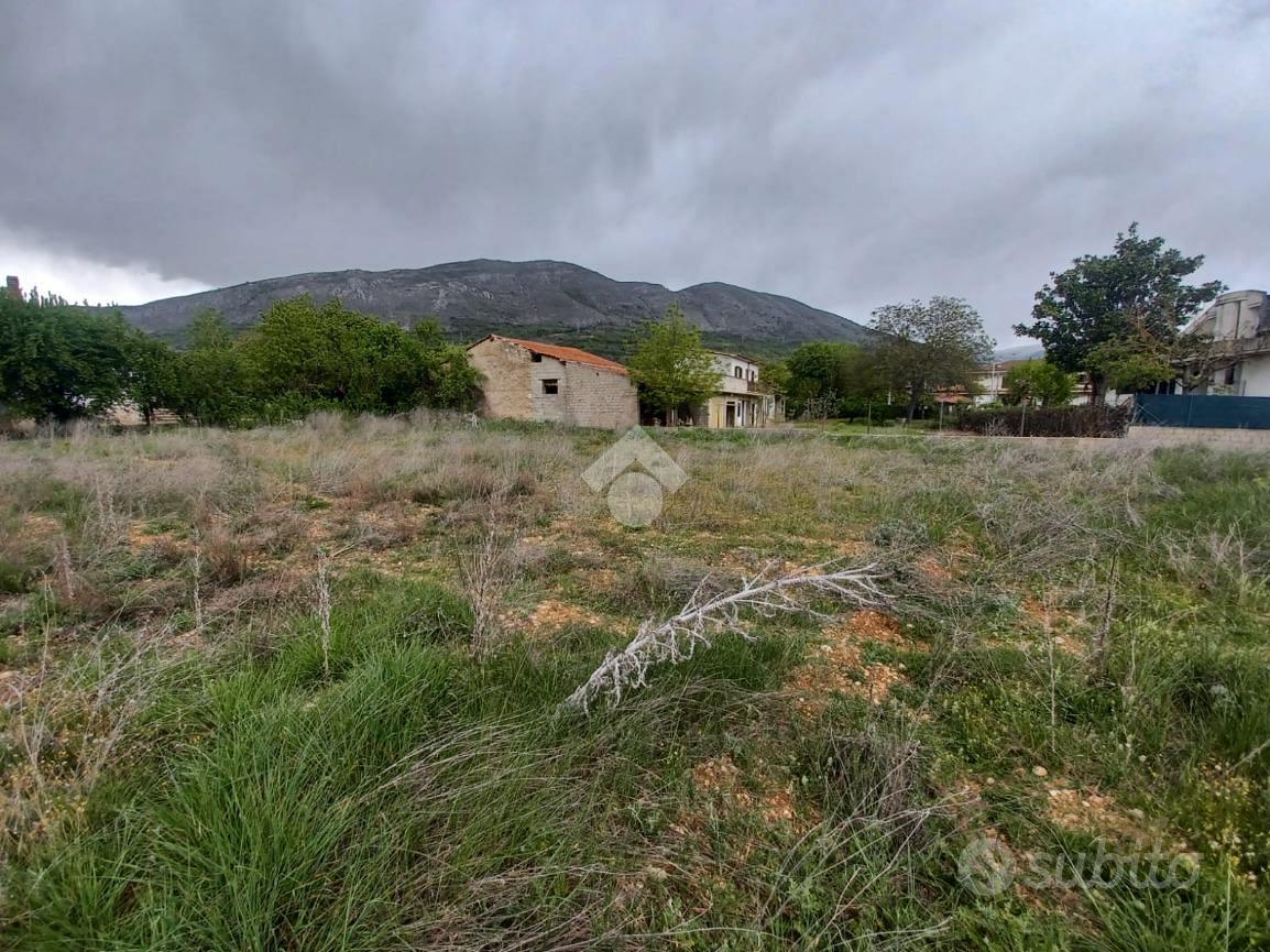 TER. RESIDENZIALE A AVEZZANO - Vista 3
