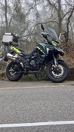 Benelli trk 702 x