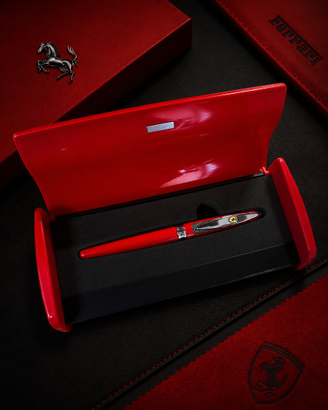 Penna Stilografica Ferrari rossa Originale Nuova