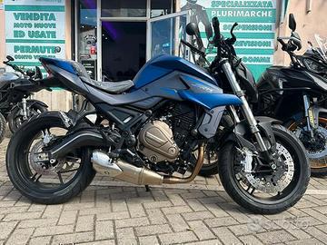 QJ Motor SRK 700 - PRENOTABILE