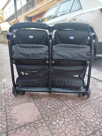 passeggino gemellare chicco