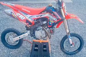 PIT BIKE BUCCI F15 YX 170