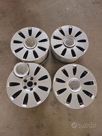 Cerchi in lega Audi A4 7jx16 H2 ET42