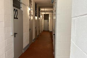 Cantina, magazzino, box, deposito