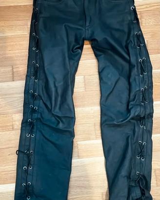 Pantaloni in pelle da moto