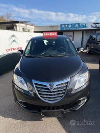 Lancia Ypsilon 1.2 69 CV 5 porte S&S Gold