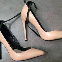 scarpe tacco vernice cipria n.37 marca castamere