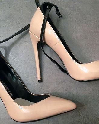 scarpe tacco vernice cipria n.37 marca castamere