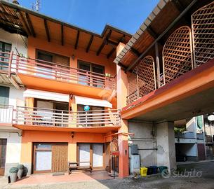 CASA SEMINDIPENDENTE A RIVARA