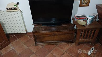Cassapanca  di piccole dimensioni