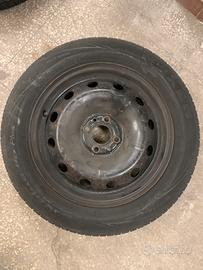 Cerchio in ferro con pneumatico 195/55 r15